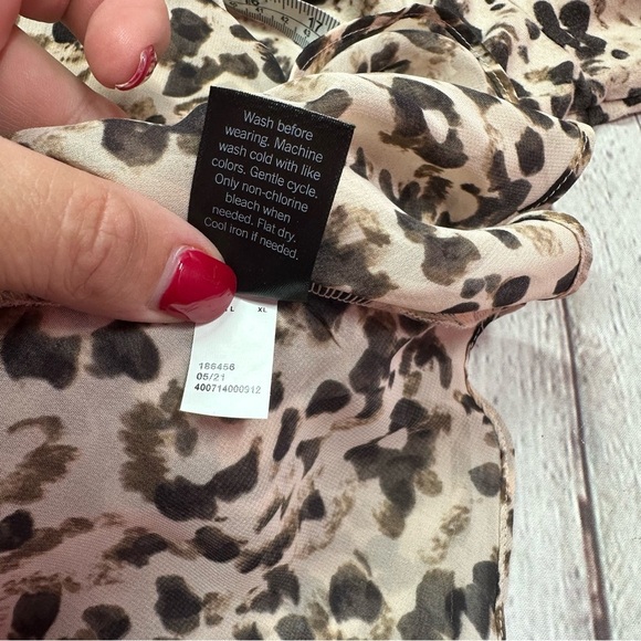 simply vera vera wang leopard print blouse sheer layered peplum waist sz XL - Picture 9 of 10